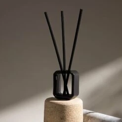 ESSENTIALS Scented Stick-Set Black Bamboo -Ipuro Raumdufte Geschaft 20220208 Ipuro Essentials Scented Sticks 300 6