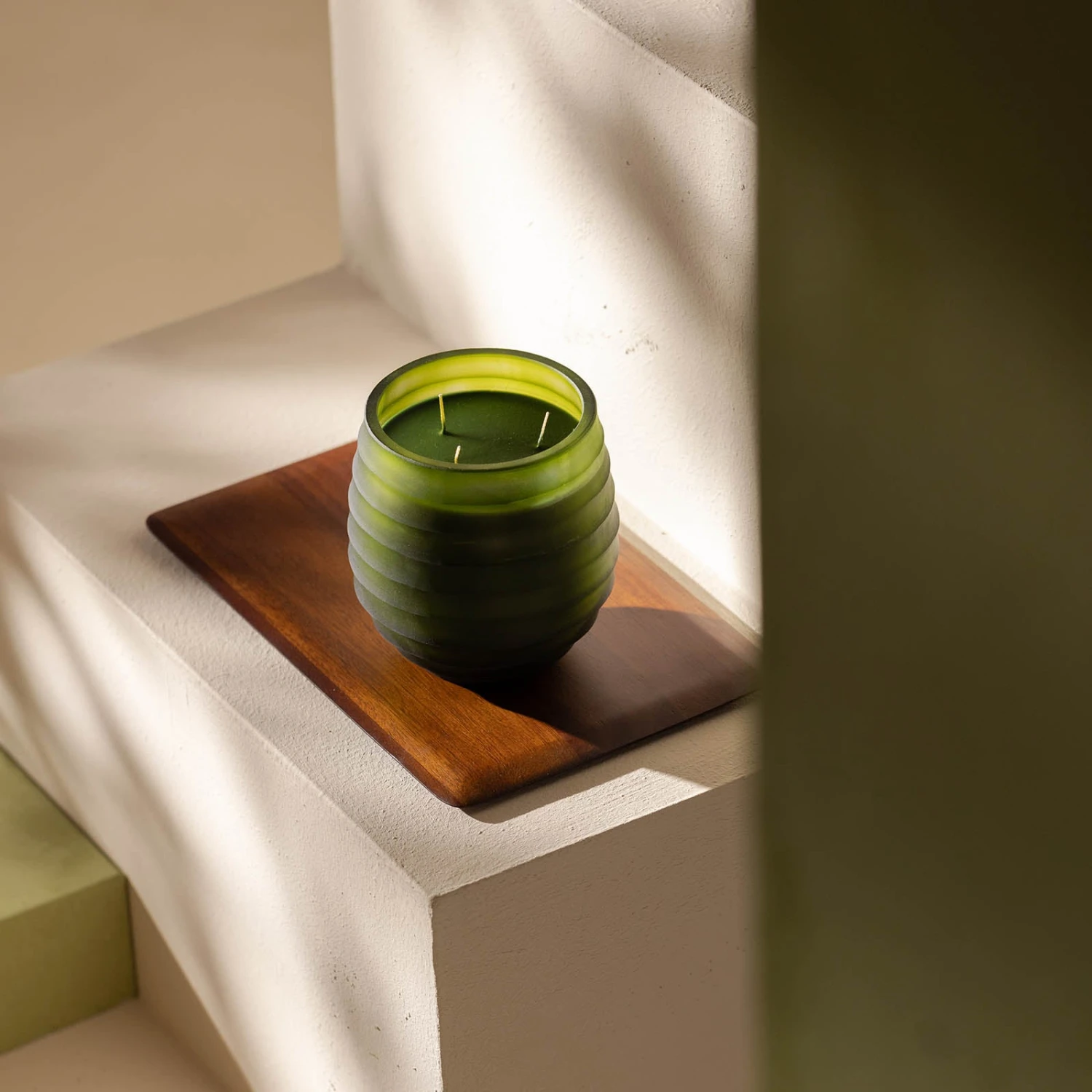 Atelier By Ipuro Vert Duftkerze 3 Atelier By Ipuro Vert Duftkerze – Bild 3