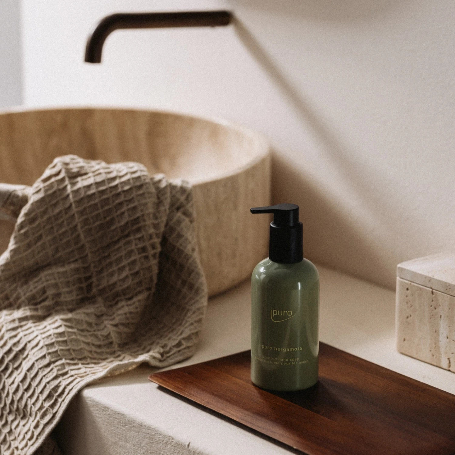 CLASSIC Ipuro Bergamote Handseife 2 CLASSIC Ipuro Bergamote Handseife – Bild 2