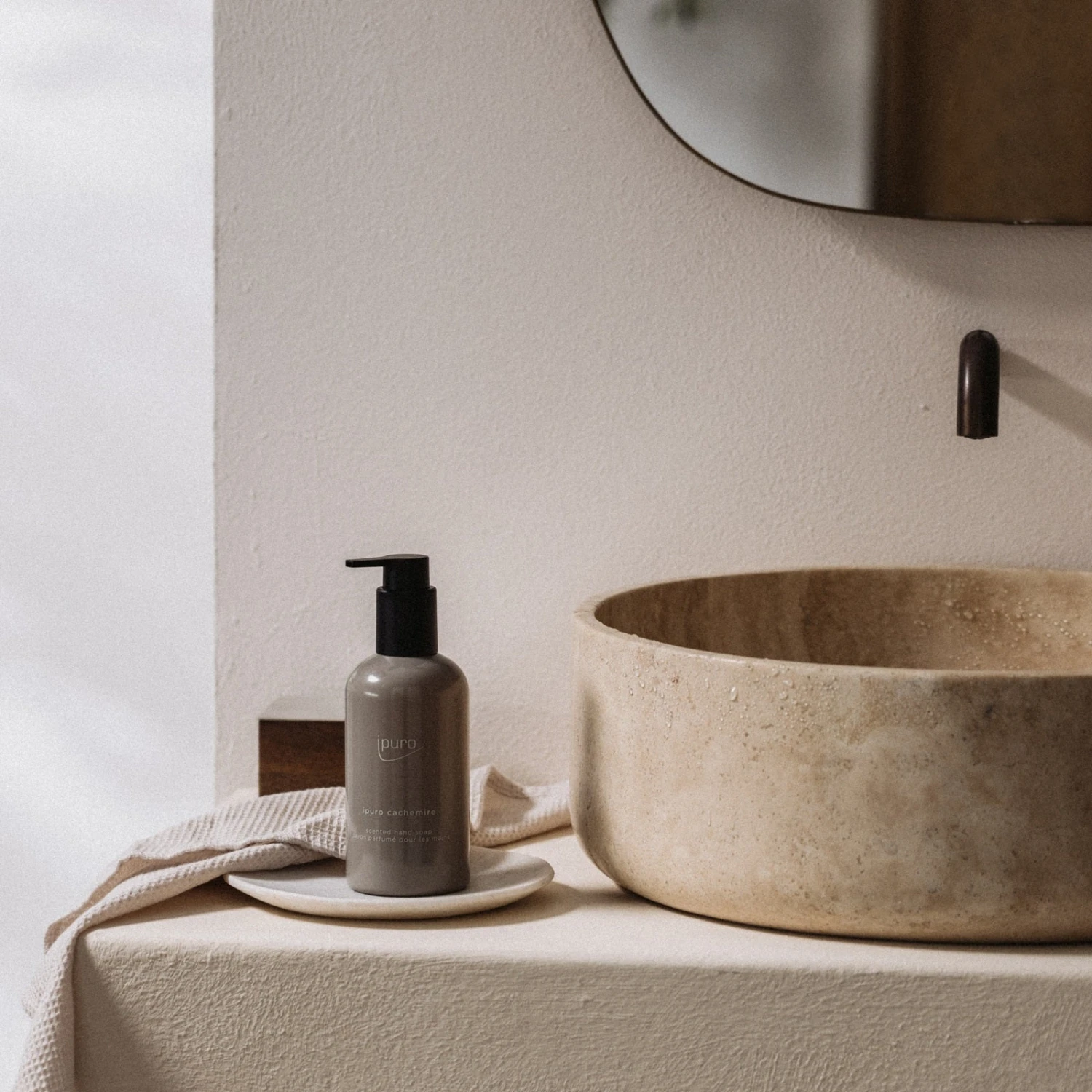 CLASSIC Ipuro Cachemire Handseife 2 CLASSIC Ipuro Cachemire Handseife – Bild 2