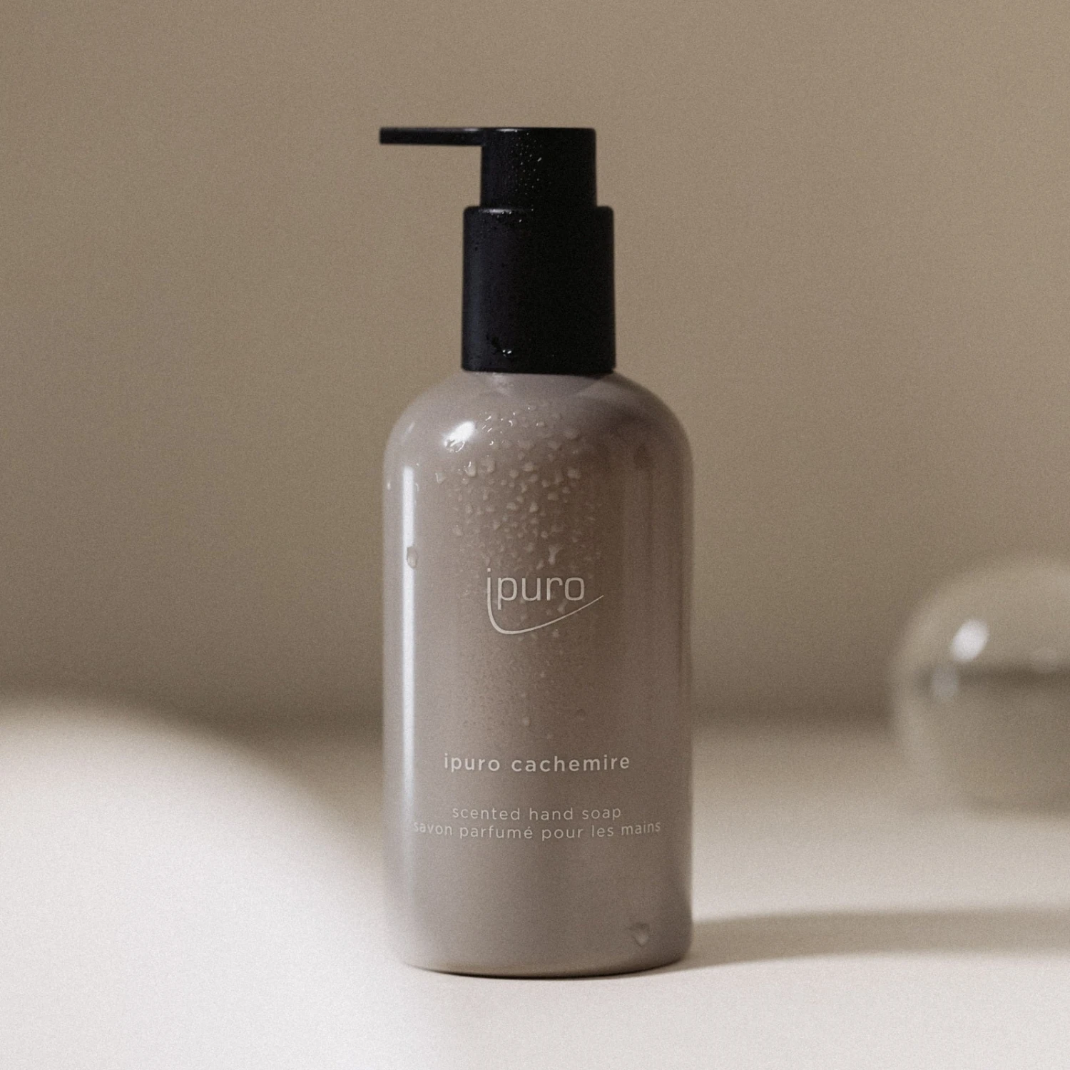 CLASSIC Ipuro Cachemire Handseife 3 CLASSIC Ipuro Cachemire Handseife – Bild 3