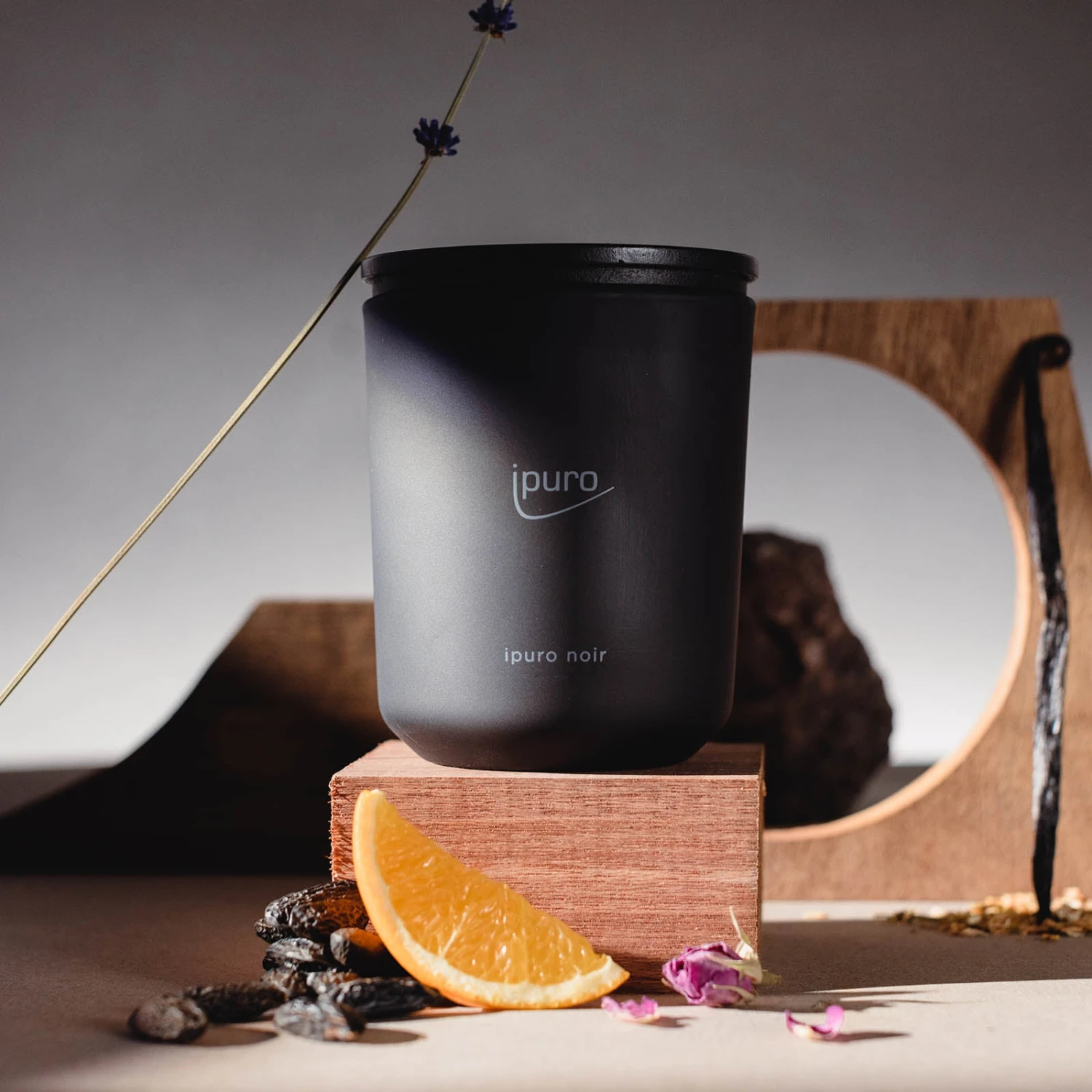 CLASSIC Ipuro Noir Duftkerze 2 CLASSIC Ipuro Noir Duftkerze – Bild 2